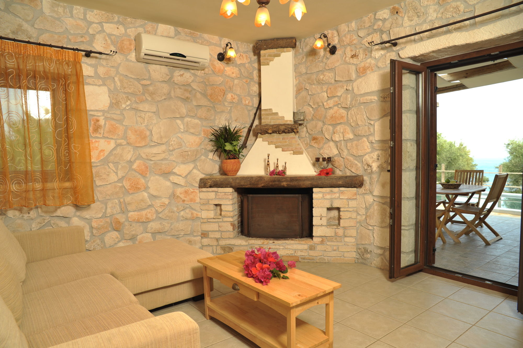 Kymaros Villa Keri